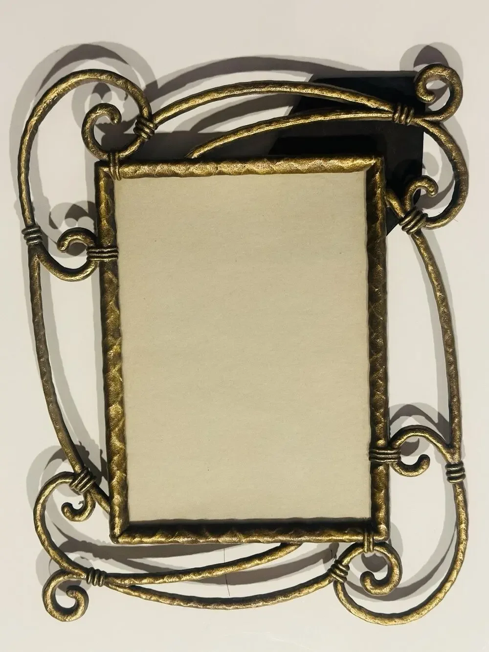 Vtg Art Nouveau Victorian Ornate Brass Scroll Whiplash Curves Frame 5”x7” Photo